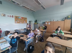 dzieci w klasie