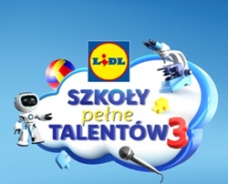 Plakat informujący o akcji szkoła pełna talentów chmurka z napisem