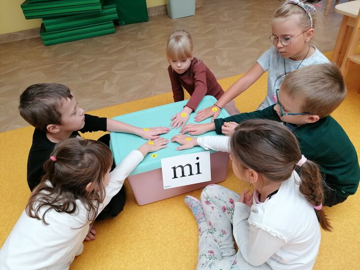 Kropelki poznające głoskę M