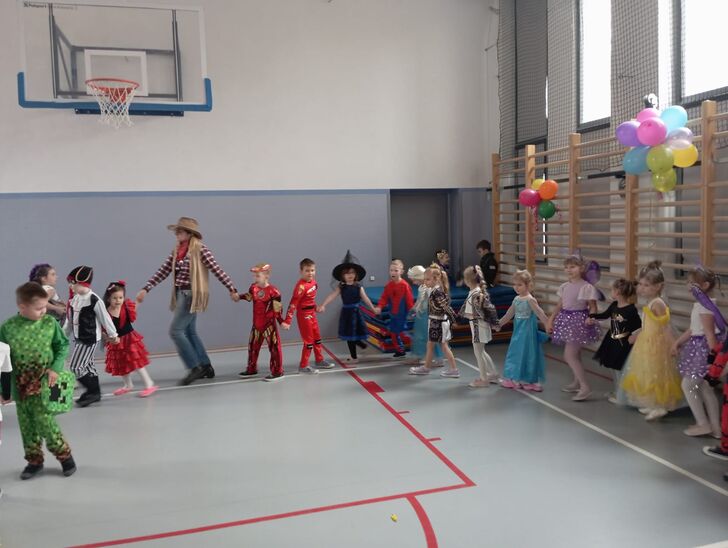 Śnieżynki podczas balu 